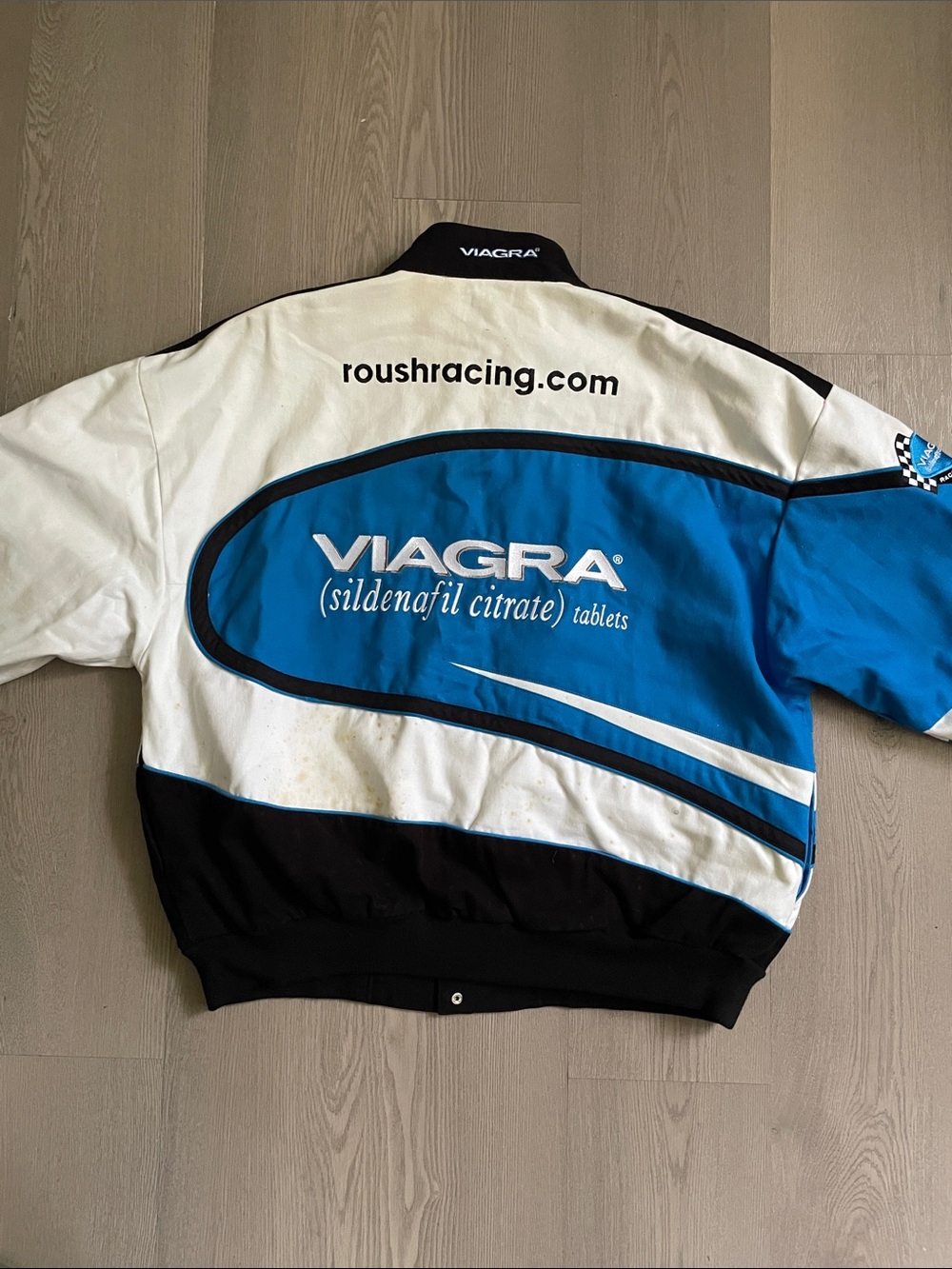 Vintage Y2K NASCAR racing jacket - Picture 6 of 9